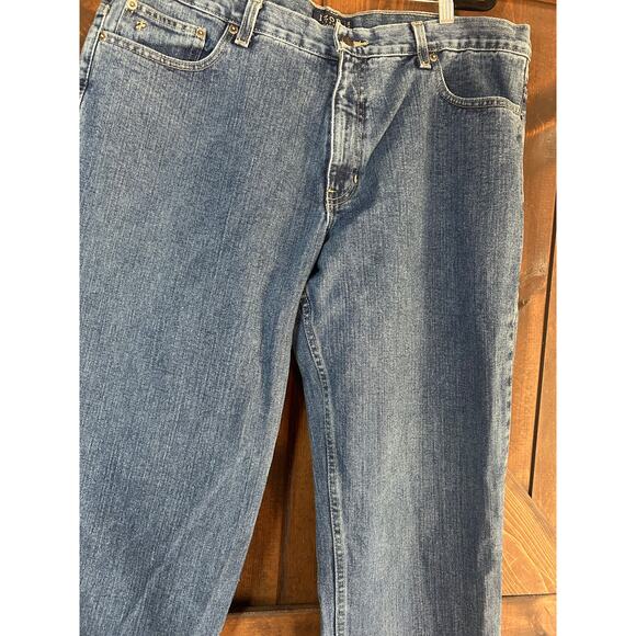 Izod mens 38x34 relaxed fit jeans - Picture 2 of 6